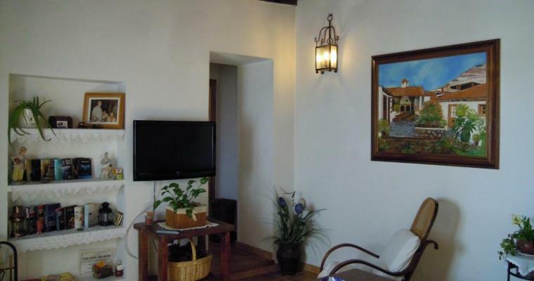 La Casa De Mis Padres *